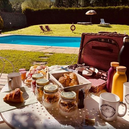 Le Colombier De Malpas Bed & Breakfast Quingey Exterior photo