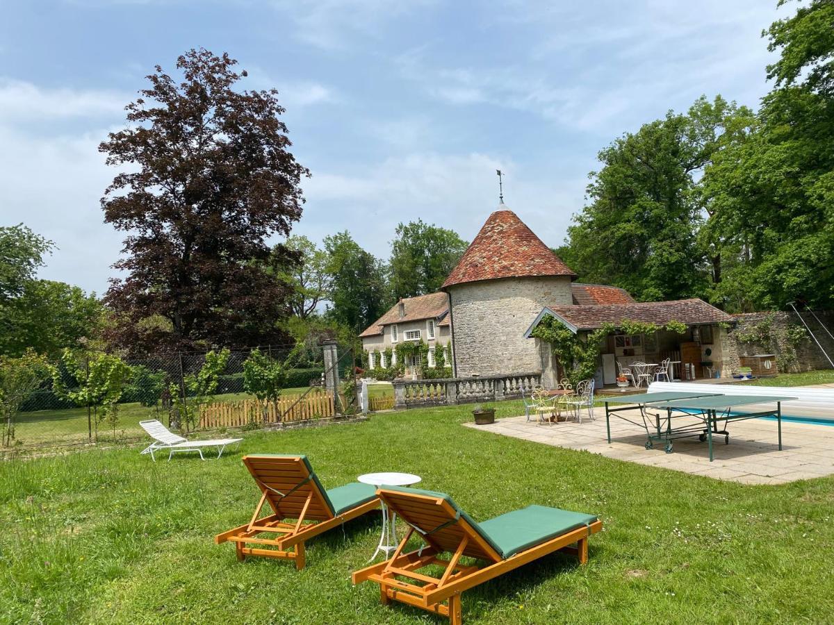 Le Colombier De Malpas Bed & Breakfast Quingey Exterior photo