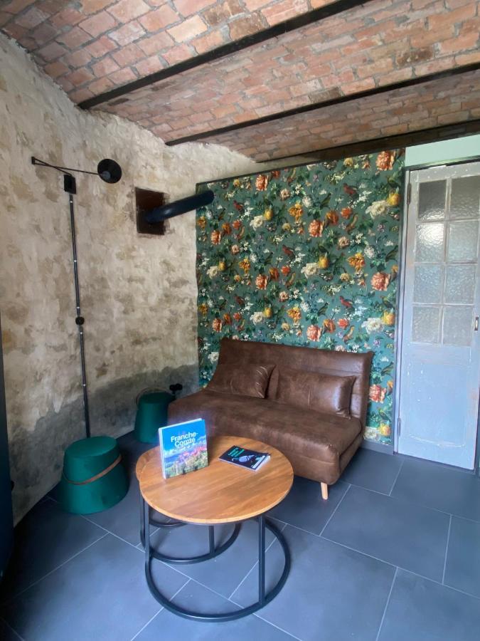 Le Colombier De Malpas Bed & Breakfast Quingey Exterior photo