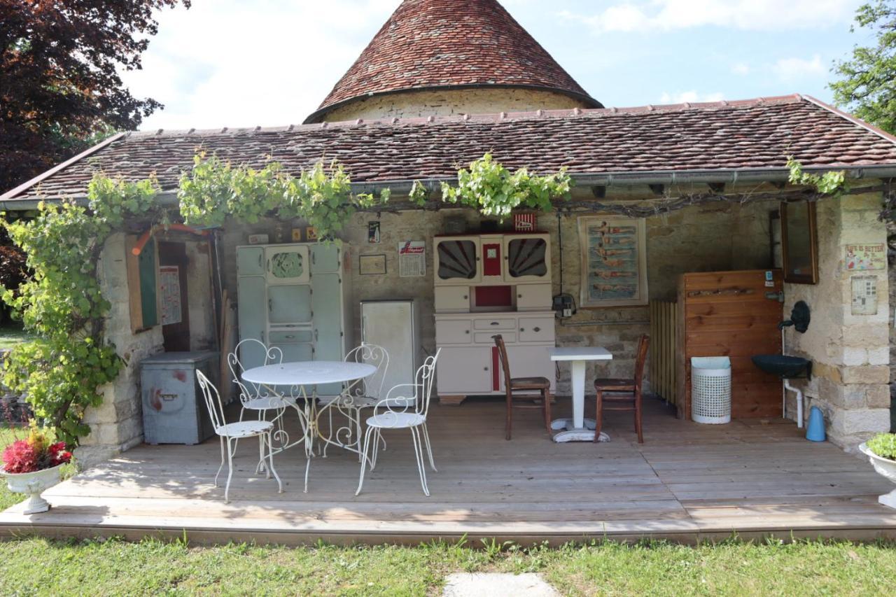 Le Colombier De Malpas Bed & Breakfast Quingey Exterior photo