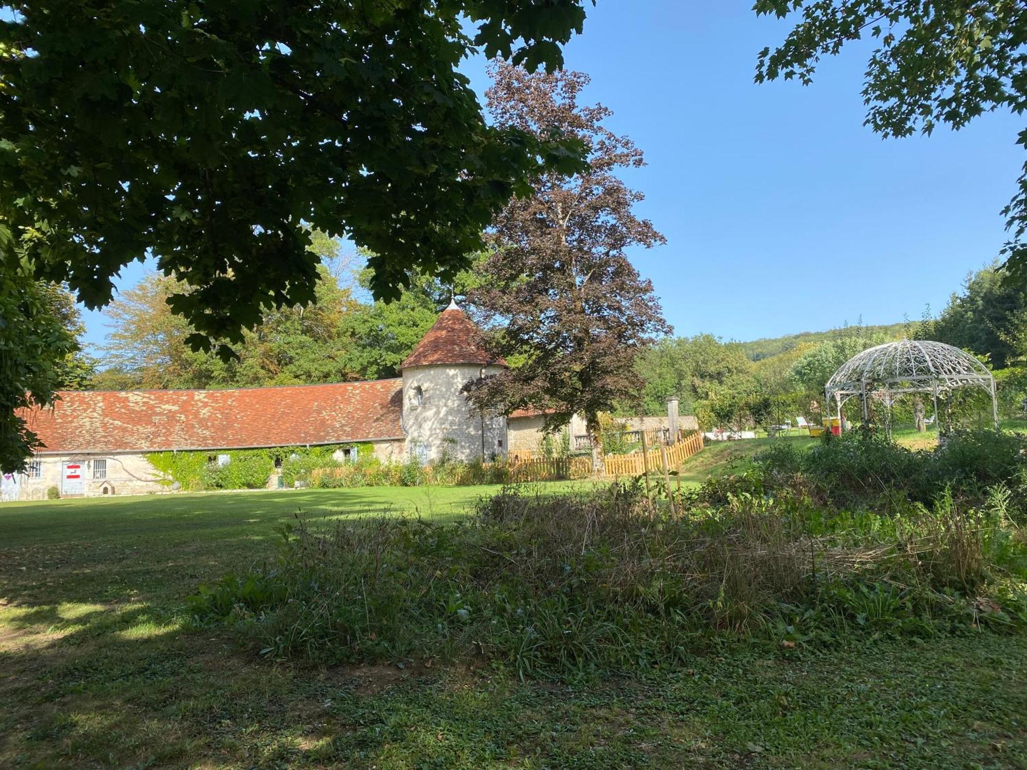 Le Colombier De Malpas Bed & Breakfast Quingey Exterior photo